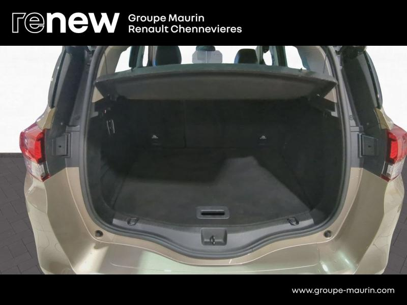 Photo 14 de l’annonce de RENAULT Scenic d’occasion à vendre à CHENNEVIÈRES-SUR-MARNE