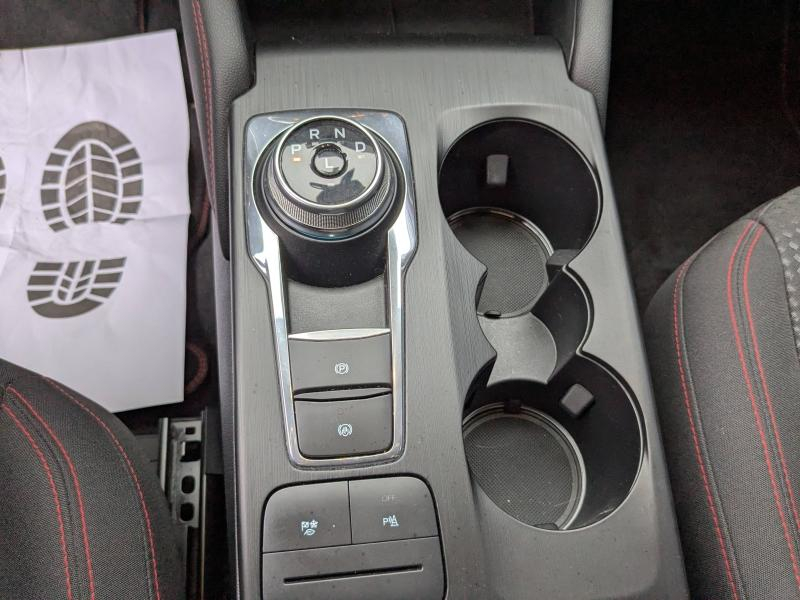 Photo 14 de l’annonce de FORD Kuga d’occasion à vendre à LA VALETTE