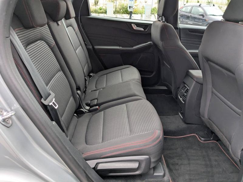 Photo 17 de l’annonce de FORD Kuga d’occasion à vendre à LA VALETTE