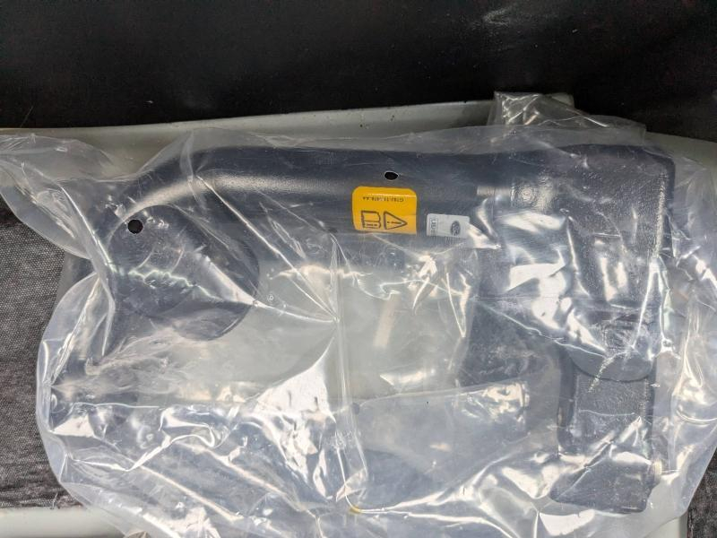 Photo 19 de l’annonce de FORD Kuga d’occasion à vendre à LA VALETTE