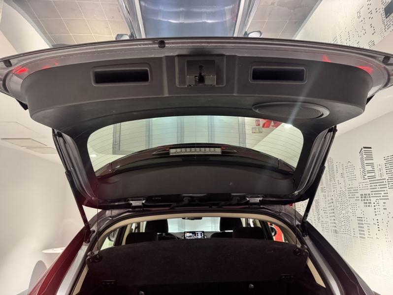 Photo 6 de l’annonce de LEXUS NX d’occasion à vendre à MONTFAVET