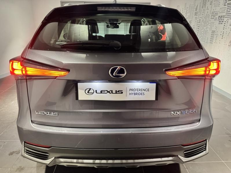 Photo 10 de l’annonce de LEXUS NX d’occasion à vendre à MONTFAVET