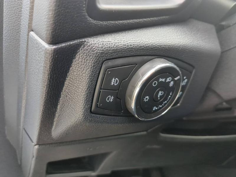 Photo 18 de l’annonce de FORD EcoSport d’occasion à vendre à ARLES