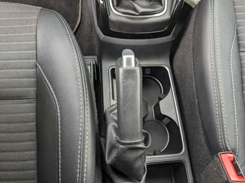 Photo 17 de l’annonce de FORD EcoSport d’occasion à vendre à MARSEILLE