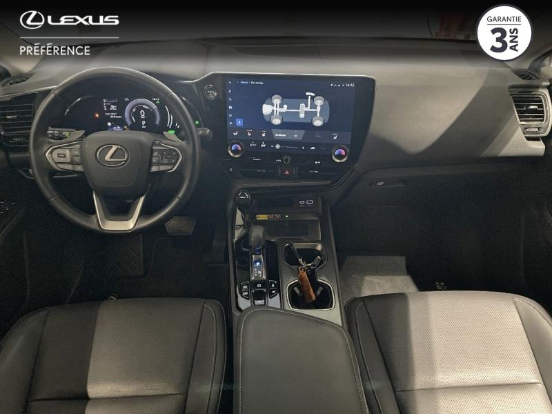 Photo 5 de l’annonce de LEXUS NX d’occasion à vendre à MONTFAVET