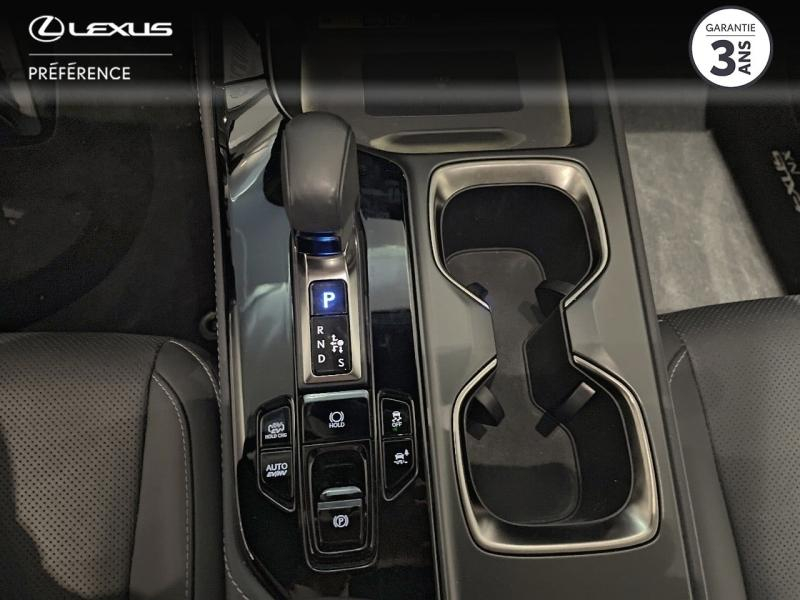 Photo 9 de l’annonce de LEXUS NX d’occasion à vendre à MONTFAVET