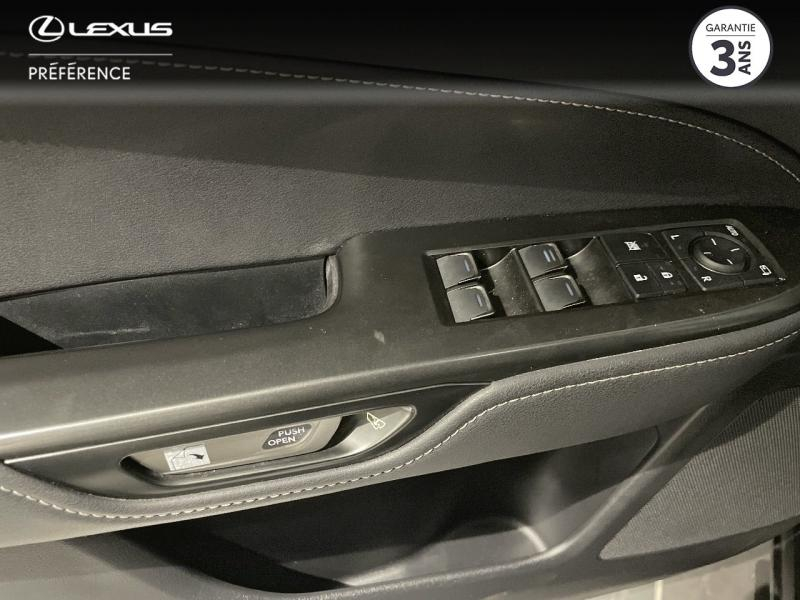 Photo 12 de l’annonce de LEXUS NX d’occasion à vendre à MONTFAVET