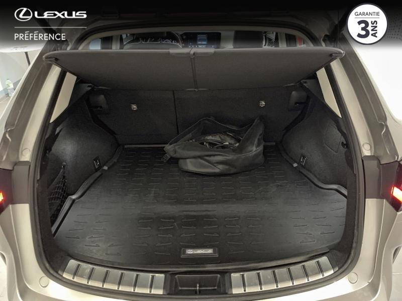Photo 15 de l’annonce de LEXUS NX d’occasion à vendre à MONTFAVET