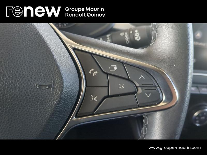 Photo 13 de l’annonce de RENAULT Captur d’occasion à vendre à QUINCY-SOUS-SÉNART