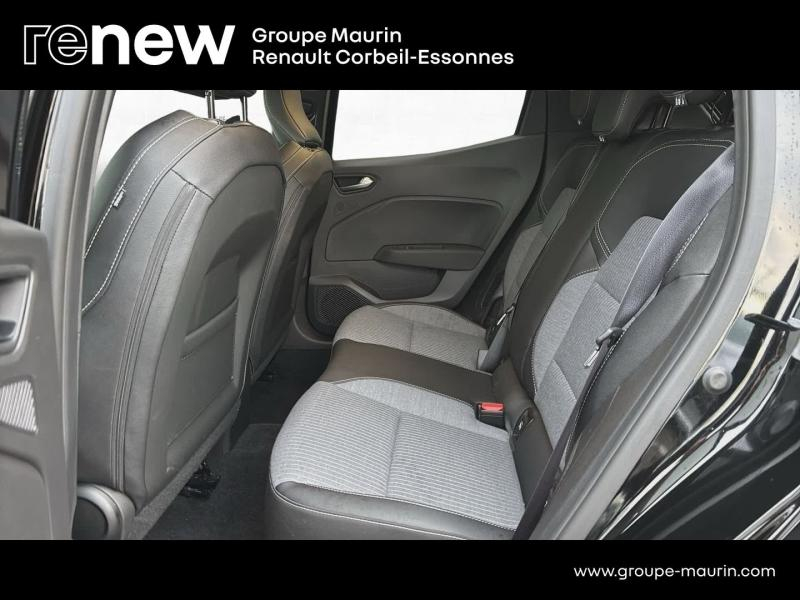 Photo 12 de l’annonce de RENAULT Clio d’occasion à vendre à CORBEIL-ESSONNES