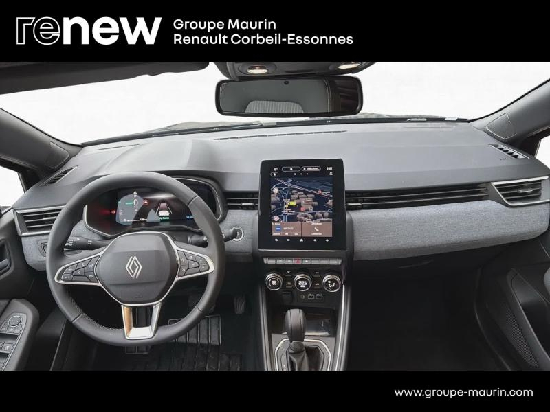 Photo 13 de l’annonce de RENAULT Clio d’occasion à vendre à CORBEIL-ESSONNES