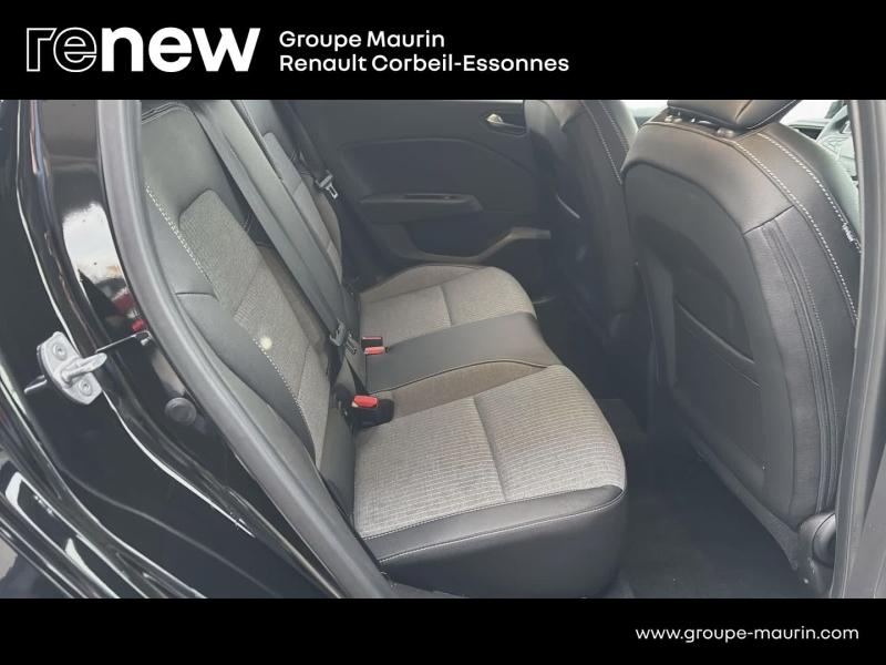 Photo 17 de l’annonce de RENAULT Clio d’occasion à vendre à CORBEIL-ESSONNES