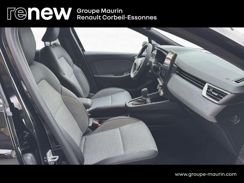 Photo 18 de l’annonce de RENAULT Clio d’occasion à vendre à CORBEIL-ESSONNES