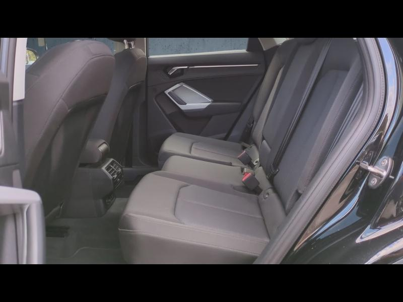 Photo 11 de l’annonce de AUDI Q3 Sportback d’occasion à vendre à AIX-EN-PROVENCE