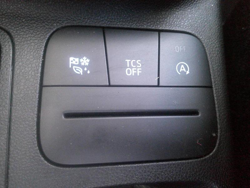 Photo 13 de l’annonce de FORD Fiesta d’occasion à vendre à PERPIGNAN