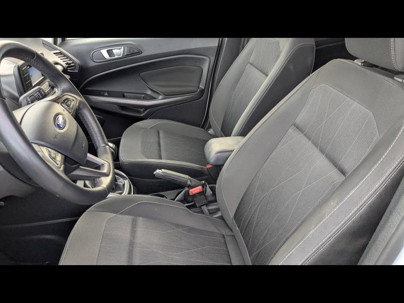 Photo 6 de l’annonce de FORD EcoSport d’occasion à vendre à AVIGNON