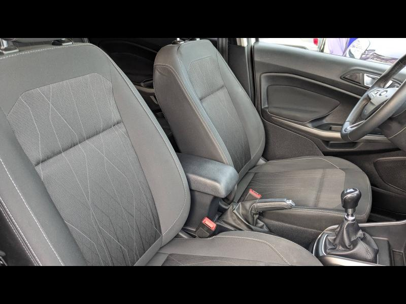 Photo 11 de l’annonce de FORD EcoSport d’occasion à vendre à AVIGNON