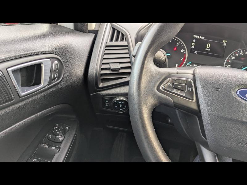 Photo 16 de l’annonce de FORD EcoSport d’occasion à vendre à AVIGNON