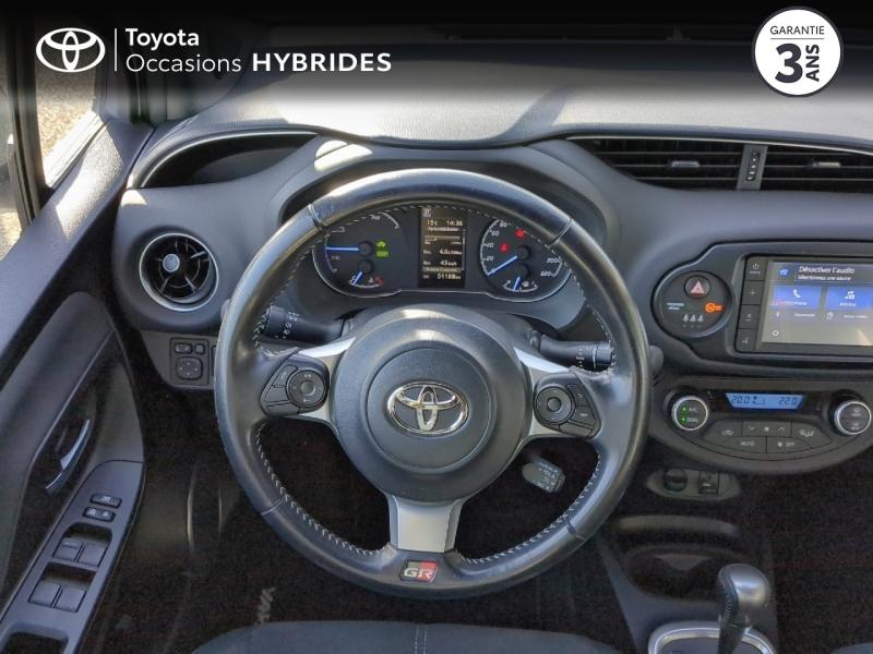 Photo 13 de l’annonce de TOYOTA Yaris d’occasion à vendre à ARLES