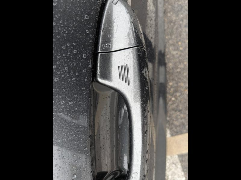 Photo 7 de l’annonce de FORD Fiesta d’occasion à vendre à LA VALETTE