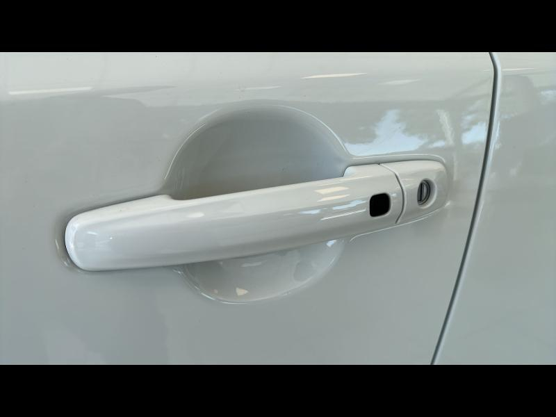 Photo 8 de l’annonce de SUZUKI Vitara d’occasion à vendre à BELLERIVE-SUR-ALLIER