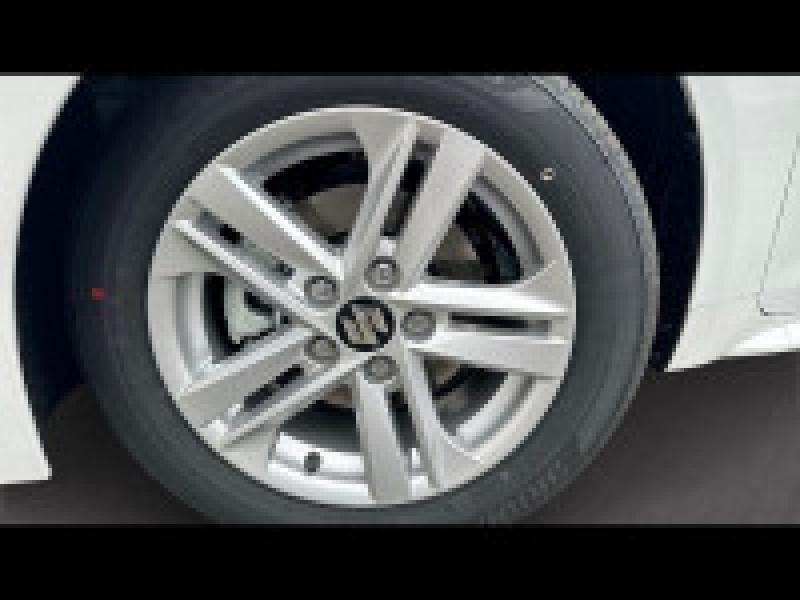 Photo 9 de l’annonce de SUZUKI Swace d’occasion à vendre à BELLERIVE-SUR-ALLIER