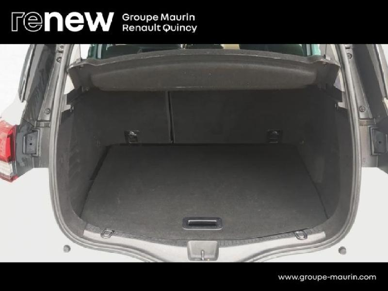 Photo 8 de l’annonce de RENAULT Scenic d’occasion à vendre à QUINCY-SOUS-SÉNART
