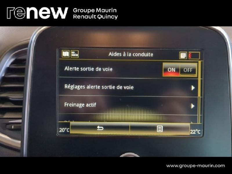 Photo 18 de l’annonce de RENAULT Scenic d’occasion à vendre à QUINCY-SOUS-SÉNART