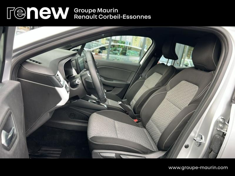 Photo 13 de l’annonce de RENAULT Clio d’occasion à vendre à CORBEIL-ESSONNES