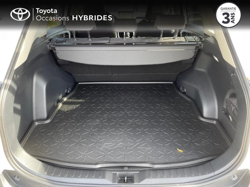 Photo 10 de l’annonce de TOYOTA RAV4 d’occasion à vendre à MONTFAVET