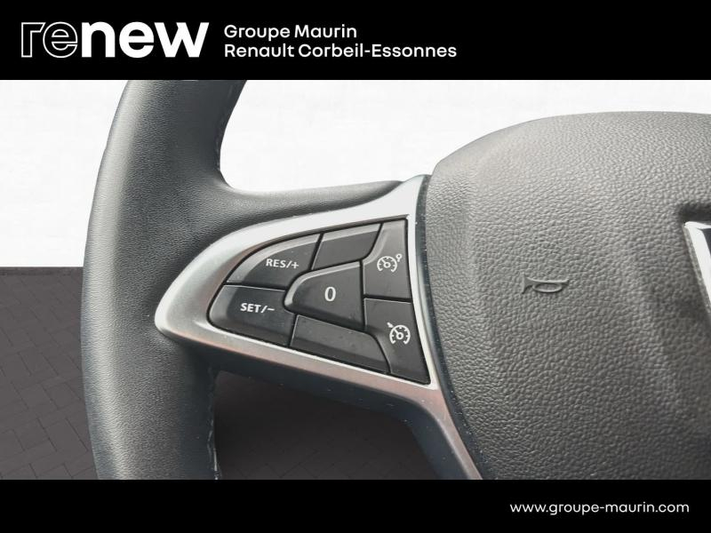 Photo 20 de l’annonce de DACIA Duster d’occasion à vendre à CORBEIL-ESSONNES