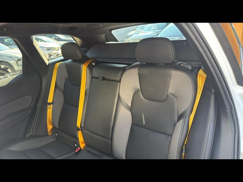 Photo 6 de l’annonce de VOLVO XC60 d’occasion à vendre à AIX-EN-PROVENCE