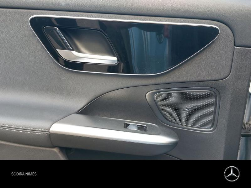 Photo 14 de l’annonce de MERCEDES-BENZ Classe C d’occasion à vendre à NIMES