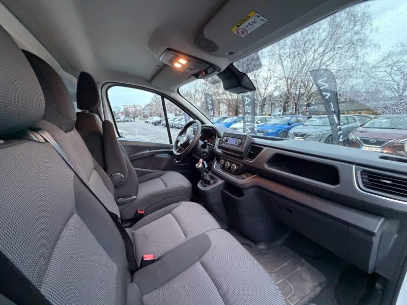 Photo 9 de l’annonce de NISSAN Primastar Fg VUL d’occasion à vendre à GRENOBLE