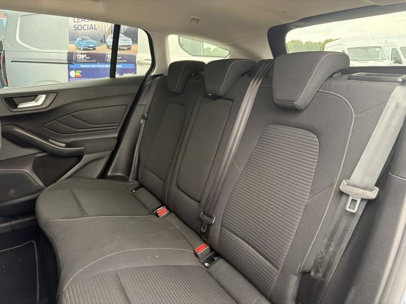 Photo 18 de l’annonce de FORD Focus SW d’occasion à vendre à VITROLLES