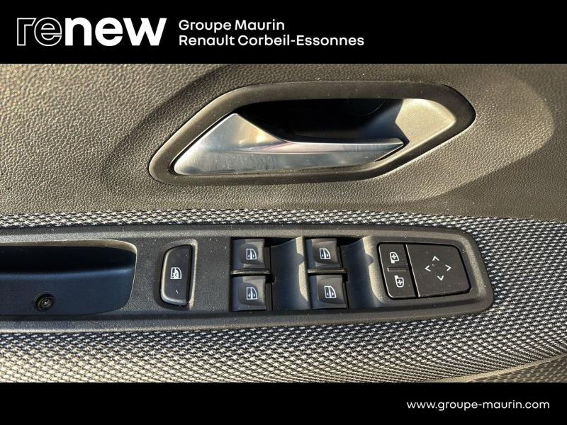 Photo 19 de l’annonce de DACIA Jogger d’occasion à vendre à CORBEIL-ESSONNES