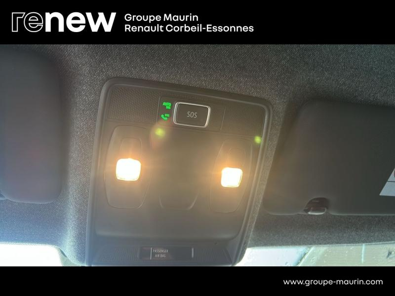 Photo 19 de l’annonce de RENAULT  d’occasion à vendre à CORBEIL-ESSONNES