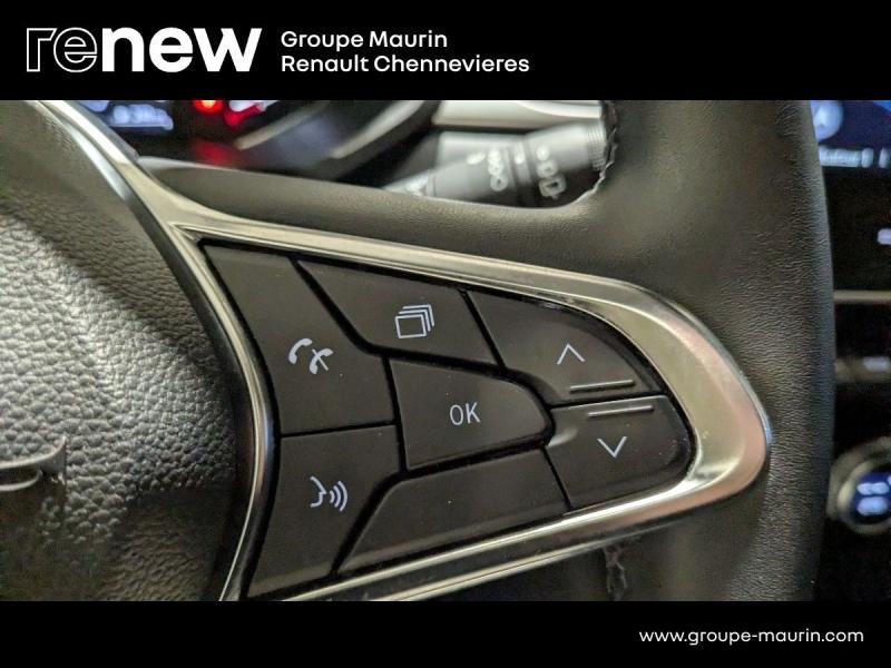 Photo 16 de l’annonce de RENAULT Captur d’occasion à vendre à CHENNEVIÈRES-SUR-MARNE