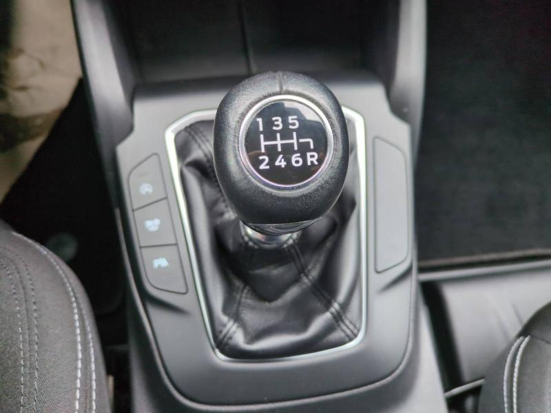 Photo 10 de l’annonce de FORD Focus d’occasion à vendre à NÎMES