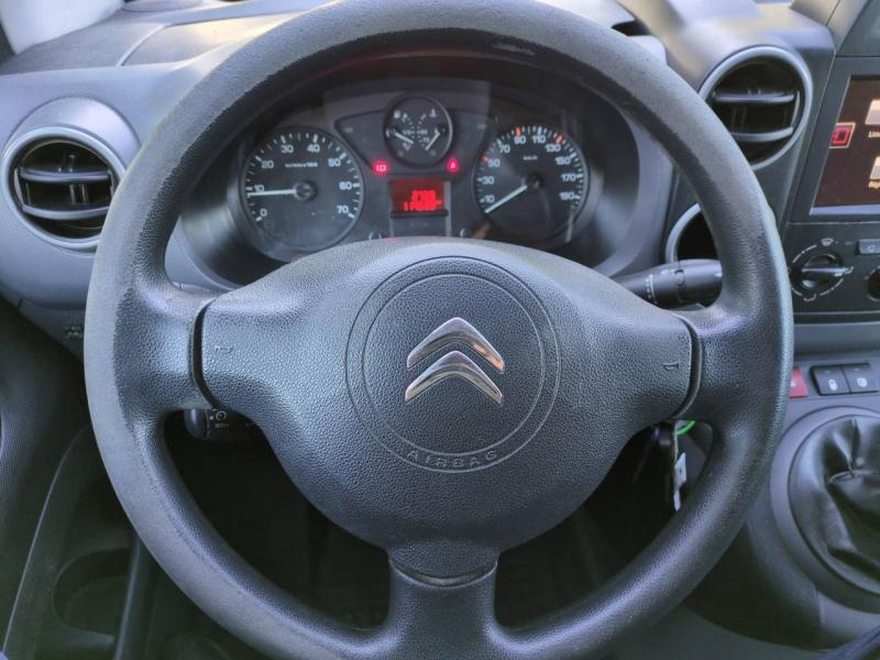 Photo 16 de l’annonce de CITROEN Berlingo d’occasion à vendre à NÎMES