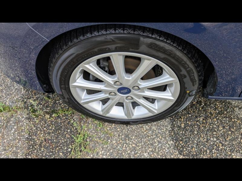 Photo 5 de l’annonce de FORD Fiesta d’occasion à vendre à CARPENTRAS