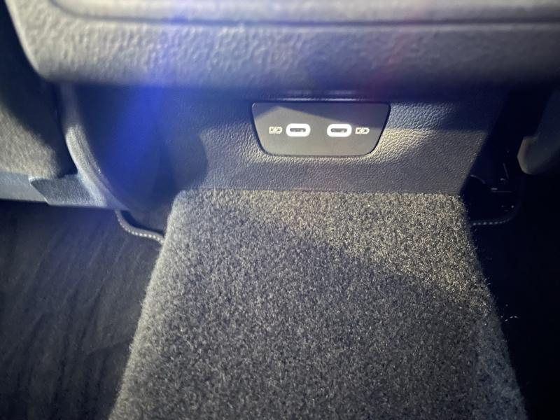 Photo 9 de l’annonce de VOLKSWAGEN Golf d’occasion à vendre à CHENNEVIÈRES-SUR-MARNE