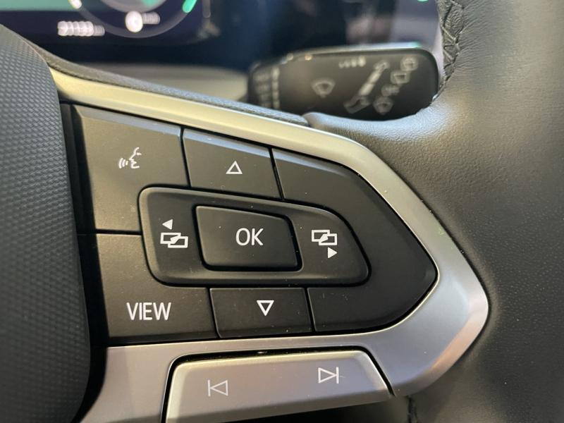 Photo 16 de l’annonce de VOLKSWAGEN Golf d’occasion à vendre à CHENNEVIÈRES-SUR-MARNE