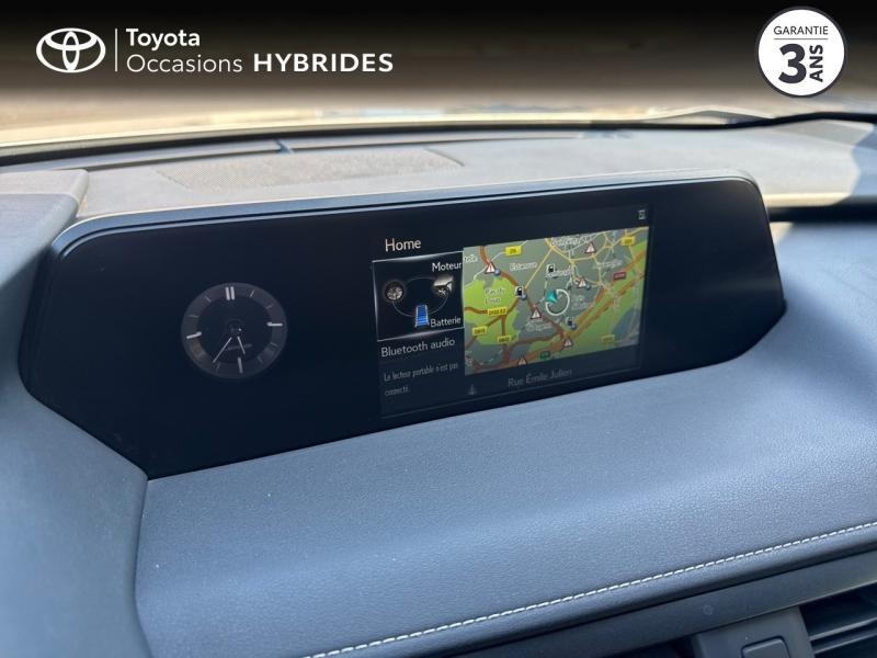 Photo 8 de l’annonce de LEXUS UX d’occasion à vendre à LATTES