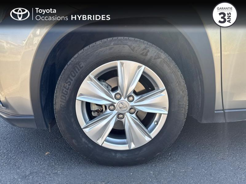 Photo 9 de l’annonce de LEXUS UX d’occasion à vendre à LATTES