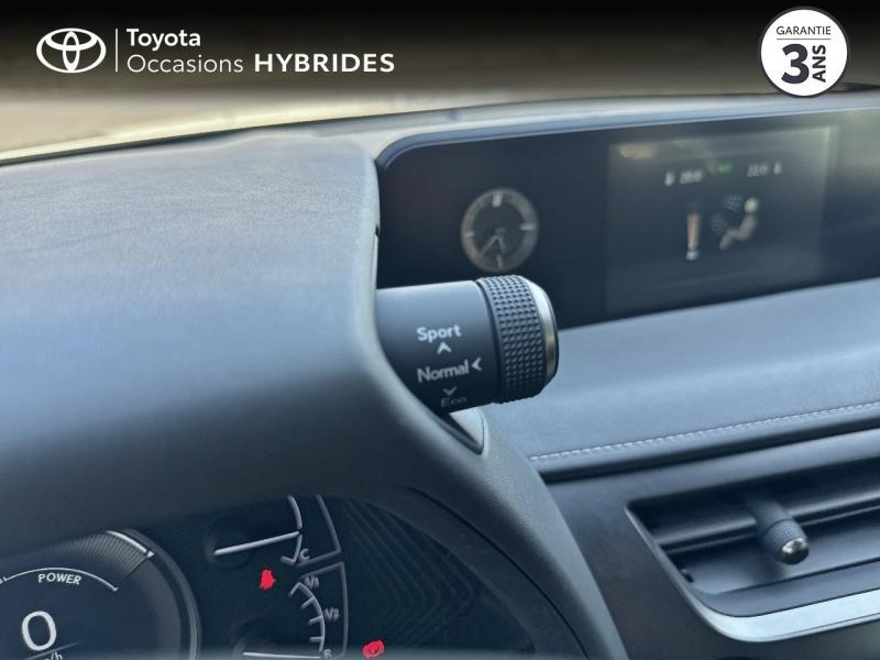 Photo 13 de l’annonce de LEXUS UX d’occasion à vendre à LATTES