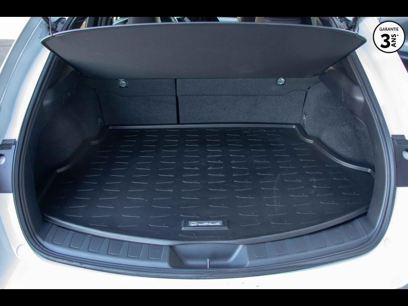 Photo 11 de l’annonce de LEXUS UX d’occasion à vendre à LATTES