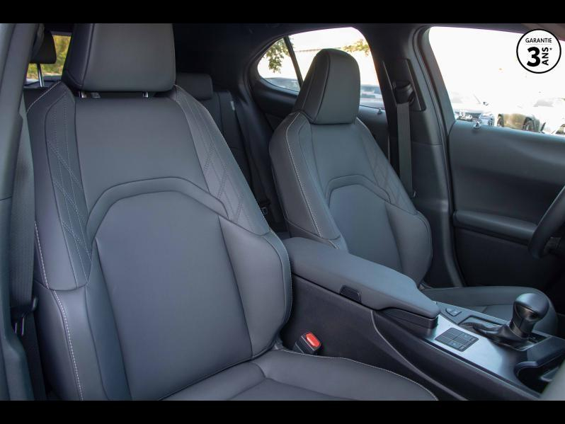 Photo 17 de l’annonce de LEXUS UX d’occasion à vendre à LATTES