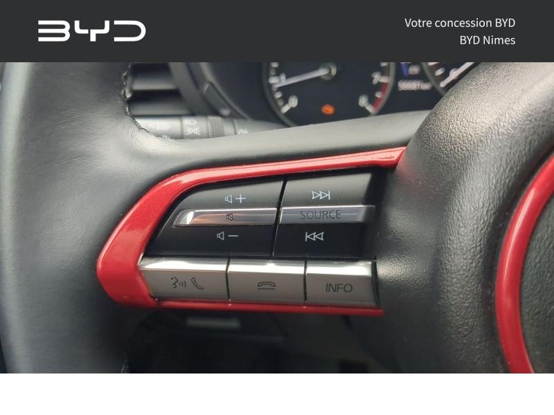 Photo 11 de l’annonce de MAZDA Mazda 3 d’occasion à vendre à NIMES