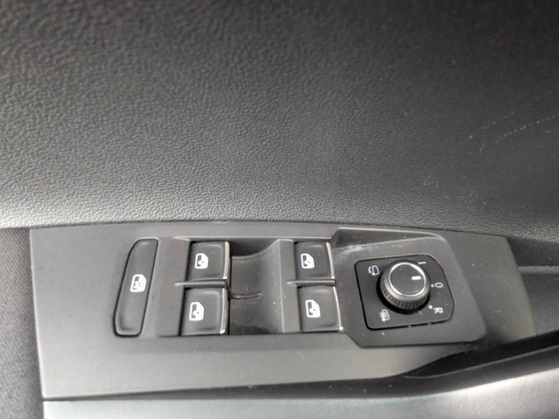 Photo 15 de l’annonce de VOLKSWAGEN Polo d’occasion à vendre à FRÉJUS